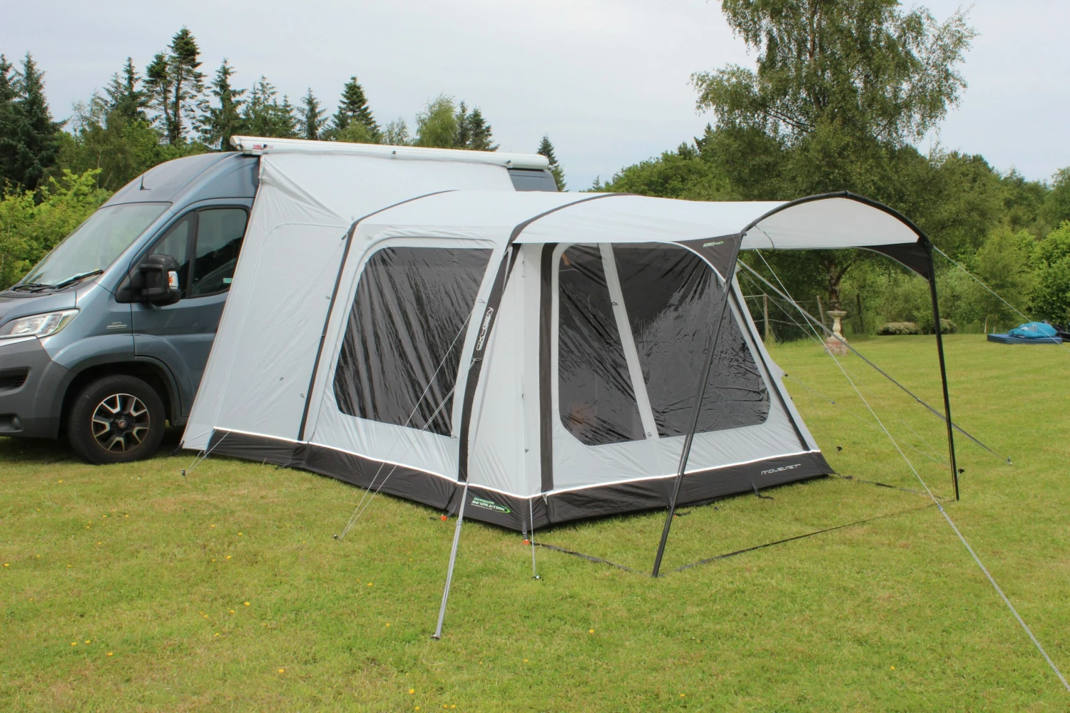 Outdoor Revolution Movelite Canopy T2R / T3E / T4E - 2022 Model - Image 2