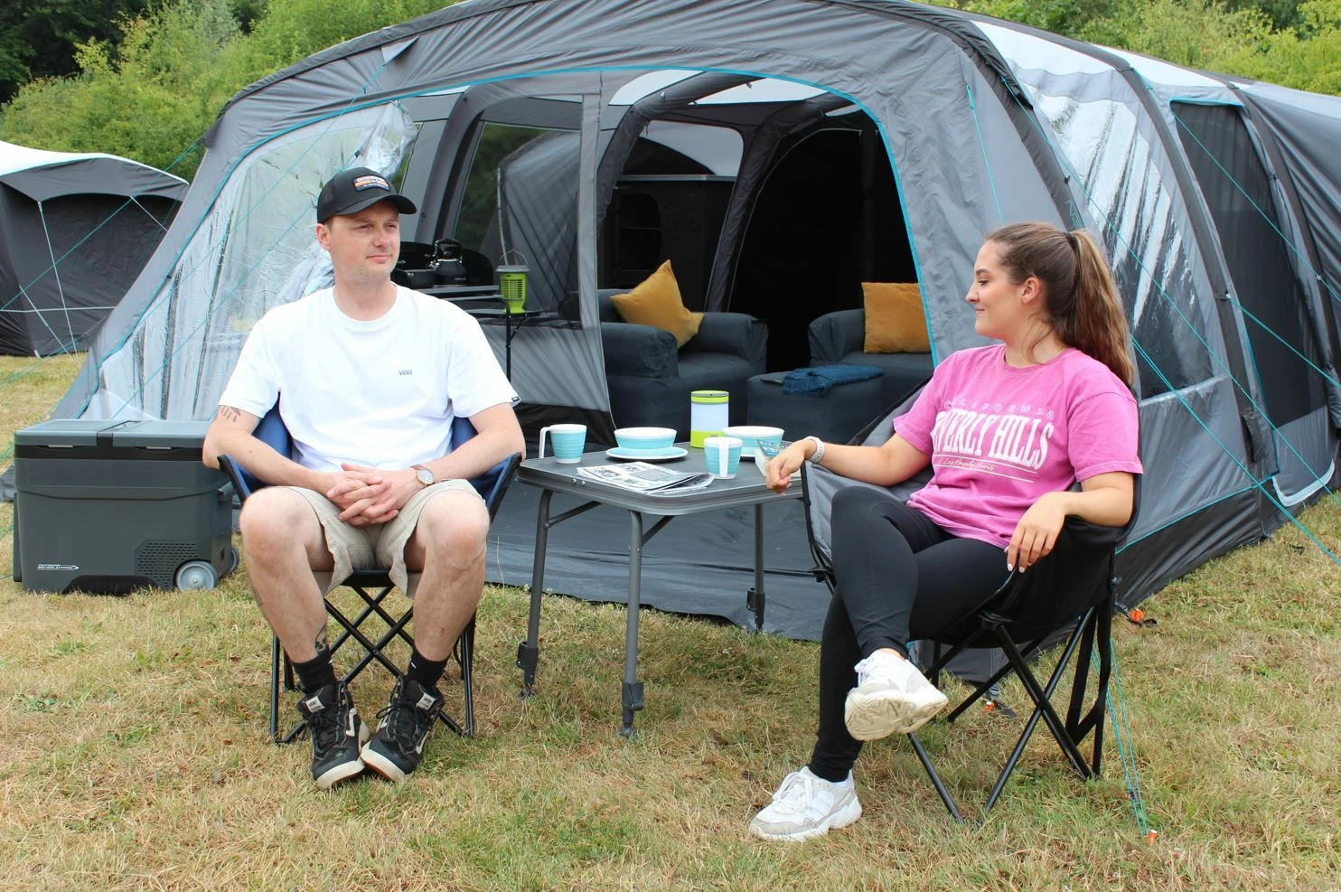 Outdoor Revolution Camp Star 900DSE Air Tent - Image 3