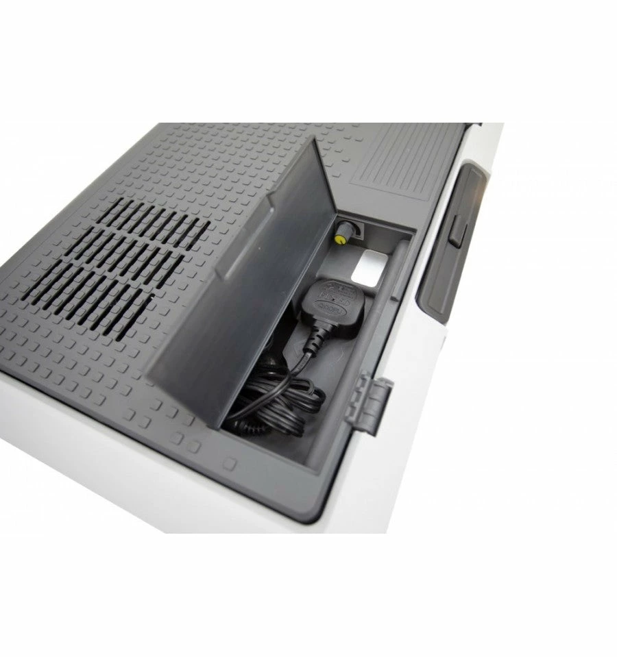 Vango E-Pinnacle 40 Electric Coolbox - Image 4